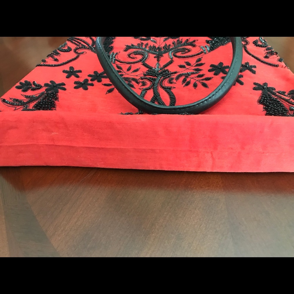 Christiana hand beaded purse / shoulder bag - Picture 3 of 5